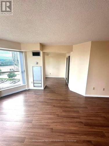 711 - 335 Webb Drive, Mississauga, ON - Indoor Photo Showing Other Room