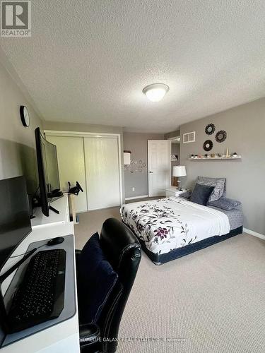 101 Champine Square, Clarington, ON - Indoor Photo Showing Bedroom