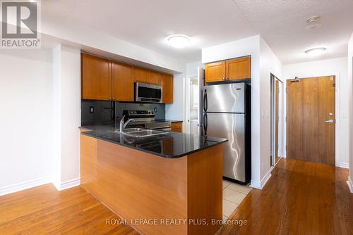 1204 - 1 Elm Drive, Mississauga, ON - Indoor Photo Showing Kitchen With Double Sink