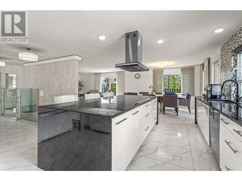 5308 Law Street, Peachland, BC - Indoor Photo Showing Kitchen With Upgraded Kitchen