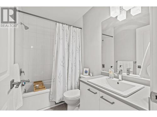 13908 Shoreline Way Unit# 25 Lot# 25, Lake Country, BC - Indoor Photo Showing Bathroom