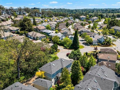 2-762 Sanctuary Crt, Saanich, BC - Outdoor With View