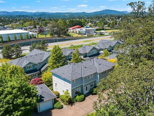 2-762 Sanctuary Crt, Saanich, BC - Outdoor With View