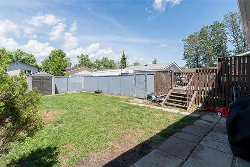 178 Whiteway Rd, Winnipeg, MB 