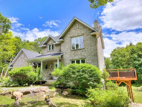 Terrasse - 208 Ch. Godefroy, Sainte-Anne-Des-Lacs, QC - Outdoor With Deck Patio Veranda With Exterior