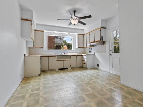 Kitchen - 5827  - 5831 Rue Angers, Montréal (Le Sud-Ouest), QC - Indoor Photo Showing Kitchen