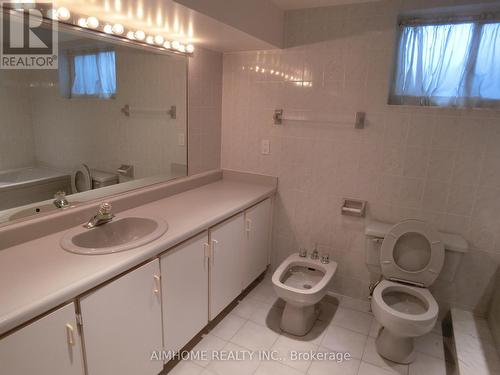 35 Elynhill Basement Drive, Toronto, ON - Indoor Photo Showing Bathroom