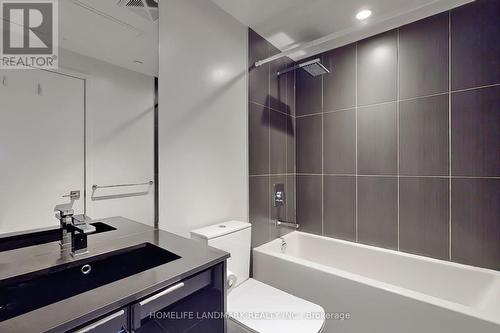 3003 - 70 Temperance Street, Toronto, ON - Indoor Photo Showing Bathroom