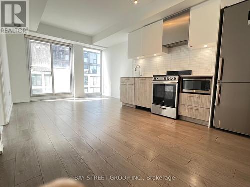 2504 - 251 Jarvis Street, Toronto, ON - Indoor Photo Showing Kitchen