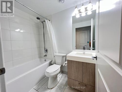 2504 - 251 Jarvis Street, Toronto, ON - Indoor Photo Showing Bathroom