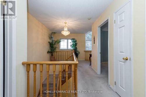 1338 Vincent Crescent W, Innisfil, ON - Indoor Photo Showing Other Room