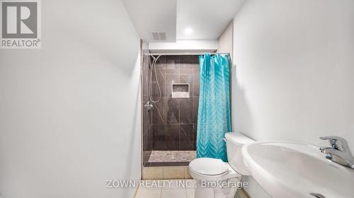 8 - 31 Town Line, Orangeville, ON - Indoor Photo Showing Bathroom