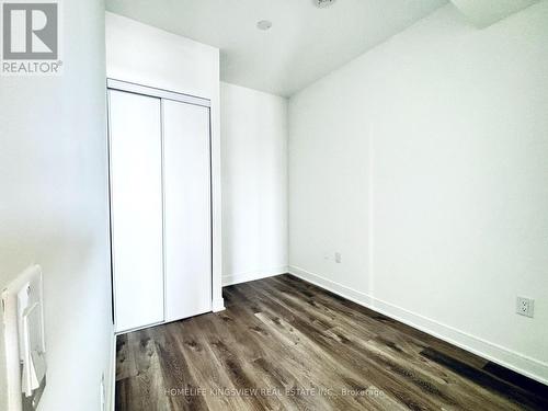 522 - 86 Dundas Street E, Mississauga, ON - Indoor Photo Showing Other Room