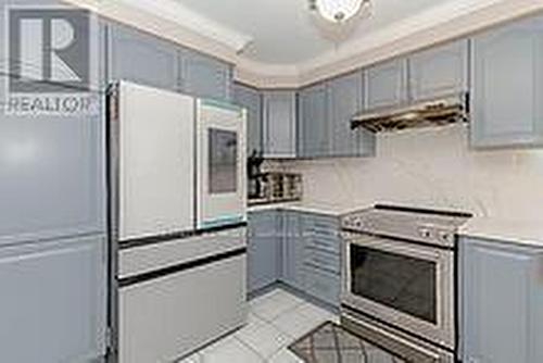 35 Duffield Road, Brampton, ON - Indoor Photo Showing Kitchen