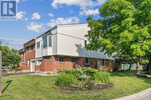 1 - 6520 Corfu Road, Mississauga, ON - Outdoor