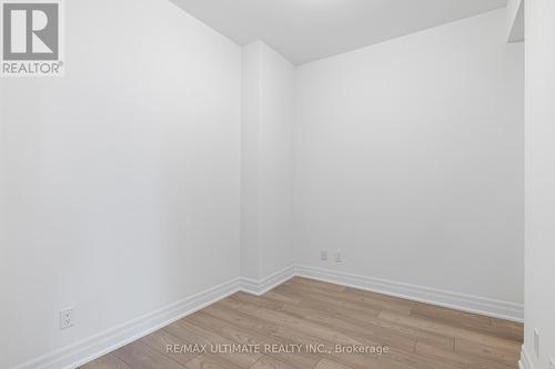 603 - 36 Elm Drive W, Mississauga, ON - Indoor Photo Showing Other Room
