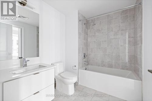 603 - 36 Elm Drive W, Mississauga, ON - Indoor Photo Showing Bathroom