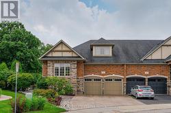 11 - 3353 LIPTAY AVENUE  Oakville, ON L6M 0M6