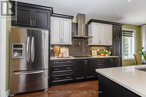 11 - 3353 Liptay Avenue, Oakville, ON - Indoor Photo Showing Kitchen With Upgraded Kitchen