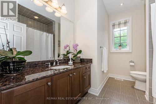 11 - 3353 Liptay Avenue, Oakville, ON - Indoor Photo Showing Bathroom