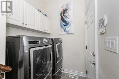 11 - 3353 Liptay Avenue, Oakville, ON - Indoor Photo Showing Laundry Room