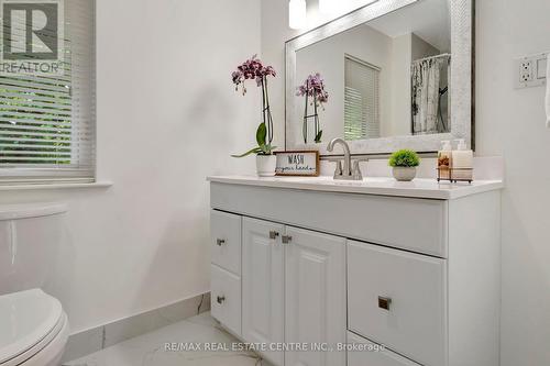 139 Kitchener Road, Cambridge, ON - Indoor Photo Showing Bathroom