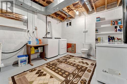 139 Kitchener Road, Cambridge, ON - Indoor Photo Showing Laundry Room