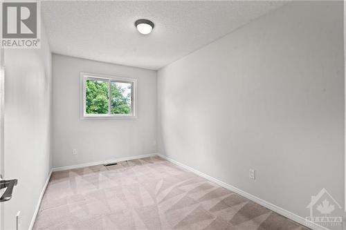 6 Hendrie Court, Kanata, ON - Indoor Photo Showing Other Room
