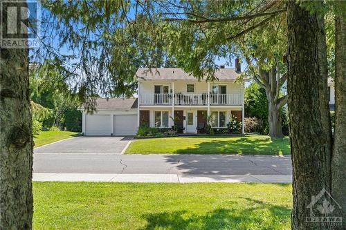 8 Parkfield Crescent, Ottawa, ON - Outdoor With Deck Patio Veranda With Facade