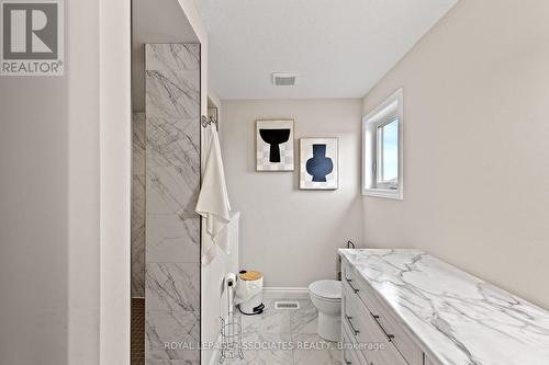 17 Tindall Crescent, East Luther Grand Valley, ON - Indoor Photo Showing Bathroom