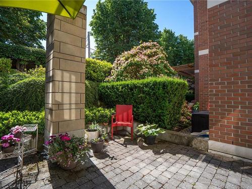 108-999 Burdett Ave, Victoria, BC - Outdoor With Exterior