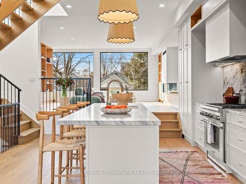 263 Blantyre Ave, Toronto, ON - Indoor Photo Showing Kitchen With Upgraded Kitchen