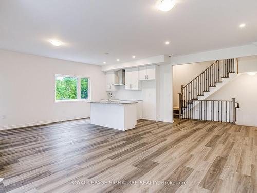 130 Elgin St, Orillia, ON - Indoor Photo Showing Kitchen