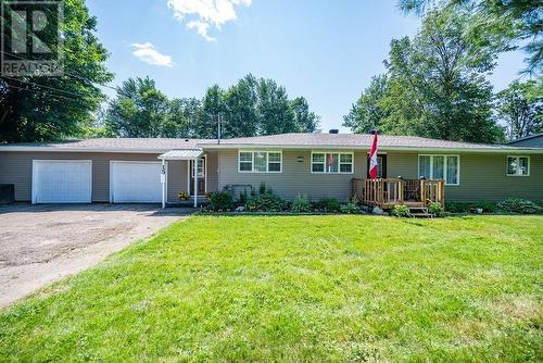 15 Selkirk Street, Petawawa, ON - Outdoor With Facade