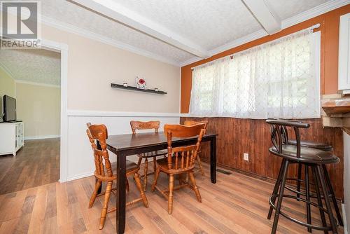 15 Selkirk Street, Petawawa, ON - Indoor Photo Showing Dining Room
