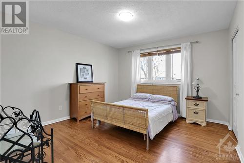 1782 Ernest Avenue, Ottawa, ON - Indoor Photo Showing Bedroom