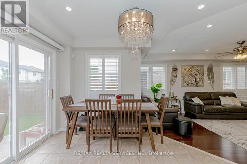 1057 Kennedy Circle, Milton, ON - Indoor Photo Showing Dining Room