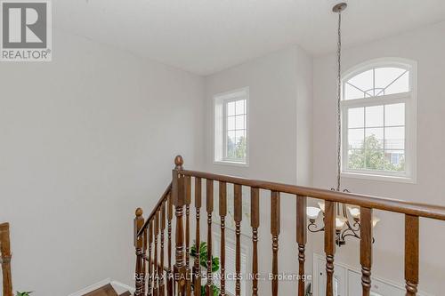 1057 Kennedy Circle, Milton, ON - Indoor Photo Showing Other Room