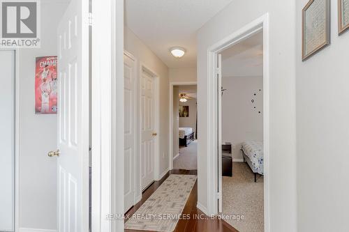 1057 Kennedy Circle, Milton, ON - Indoor Photo Showing Other Room