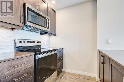 2306 - 108 Garment Street, Kitchener, ON - Indoor Photo Showing Kitchen