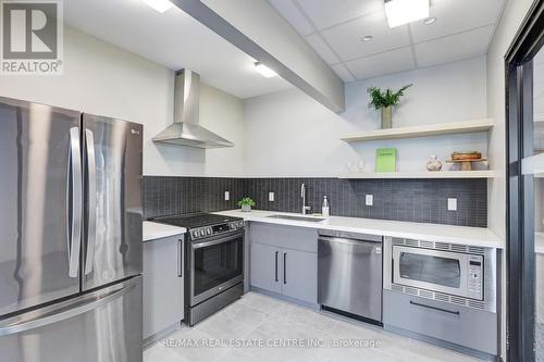 2306 - 108 Garment Street, Kitchener, ON - Indoor Photo Showing Kitchen With Upgraded Kitchen