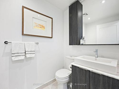 103-110 Marine Parade Dr, Toronto, ON - Indoor Photo Showing Bathroom