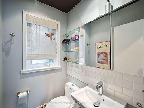 2045 Harvest Dr, Mississauga, ON - Indoor Photo Showing Bathroom