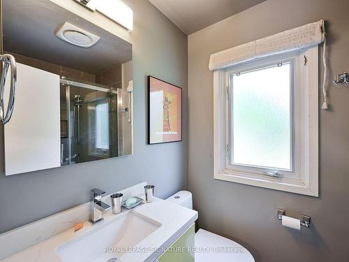 2045 Harvest Dr, Mississauga, ON - Indoor Photo Showing Bathroom