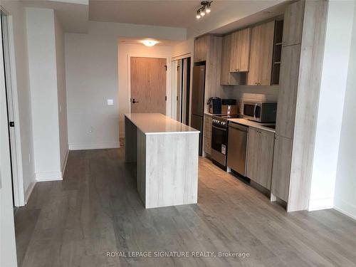 525-50 George Butchart Dr, Toronto, ON - Indoor Photo Showing Kitchen