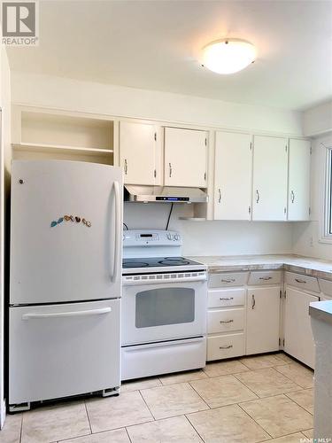 109 Dianne Street, Balcarres, SK - Indoor Photo Showing Kitchen