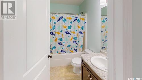 4105 Alton Crescent, Regina, SK - Indoor Photo Showing Bathroom