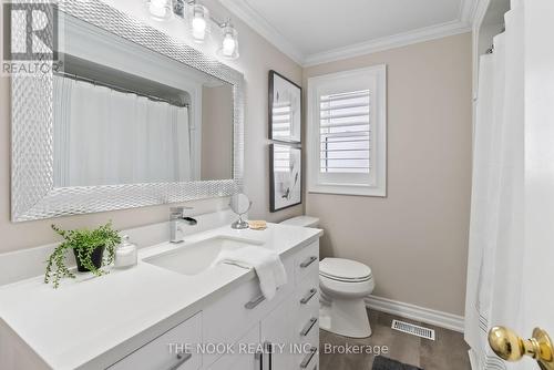 860 Lochness Crescent, Oshawa, ON - Indoor Photo Showing Bathroom