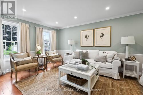 860 Lochness Crescent, Oshawa, ON - Indoor Photo Showing Living Room