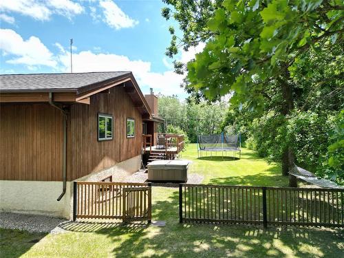 105137 Turkey Ranch Road, Brandon, MB - Outdoor